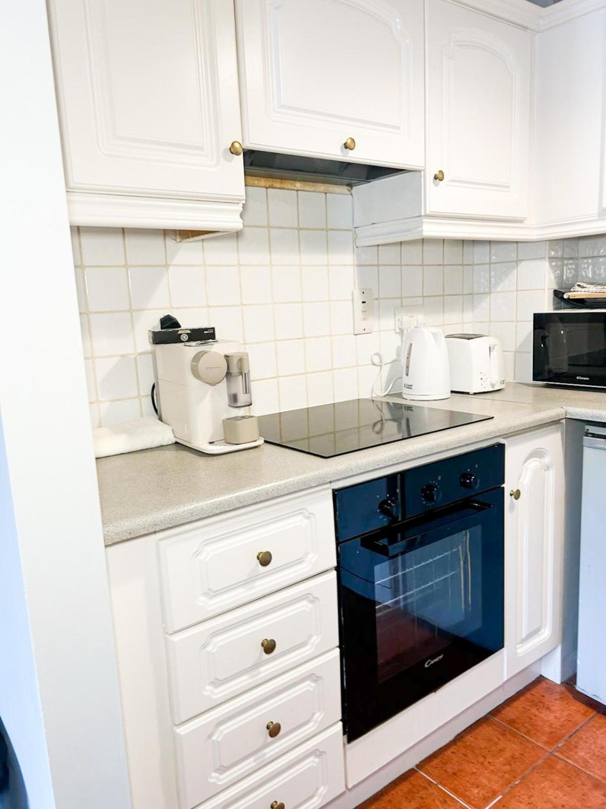 Nem House Apartamento Galway Exterior foto